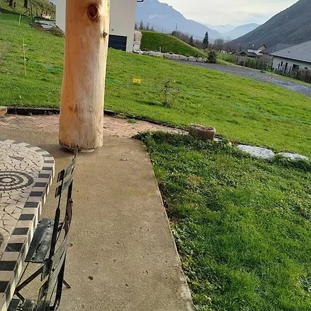 La Cabane Cachee, Entre Lacs Et Montagnes, Vakantiehuis
